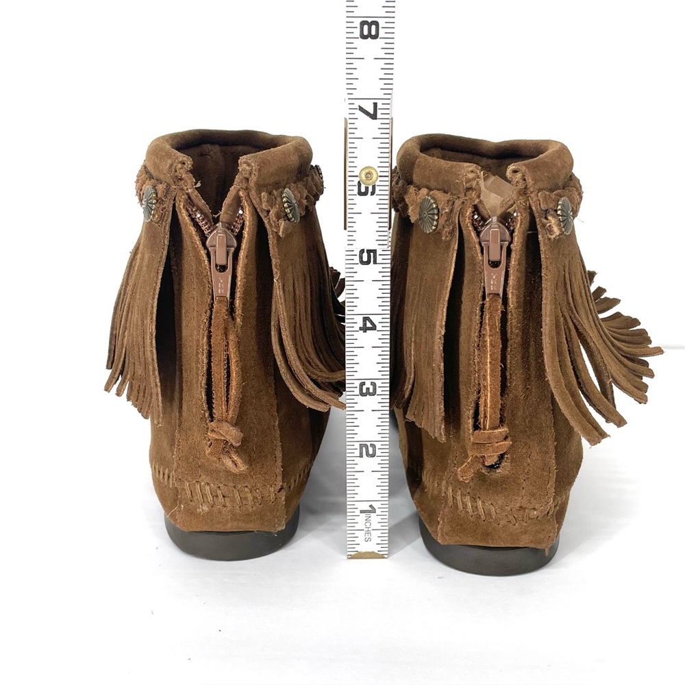 Minnetonka Brown Concho Suede Fringe Braid Ornamented Boots Size 8.5 Boho - Picture 9 of 16